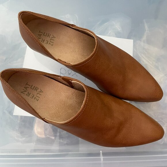 Naturalizer Shoes - Naturalizer Carilyn Shootie Slip-on Cushioned Pointed Toe